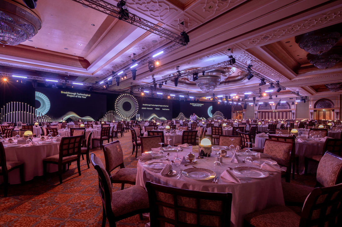 Event Gala Dinner Dubai, LED Wall, Astera Wireless LED, dubai event supplier, uae events, uae gala dinner, event company dubai